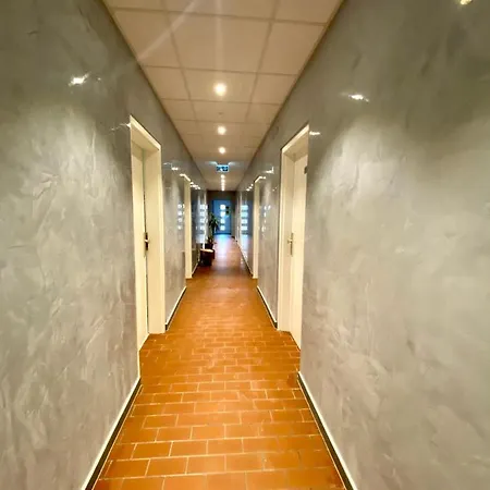 Hostel אכסניה Bohlen (Saxony)